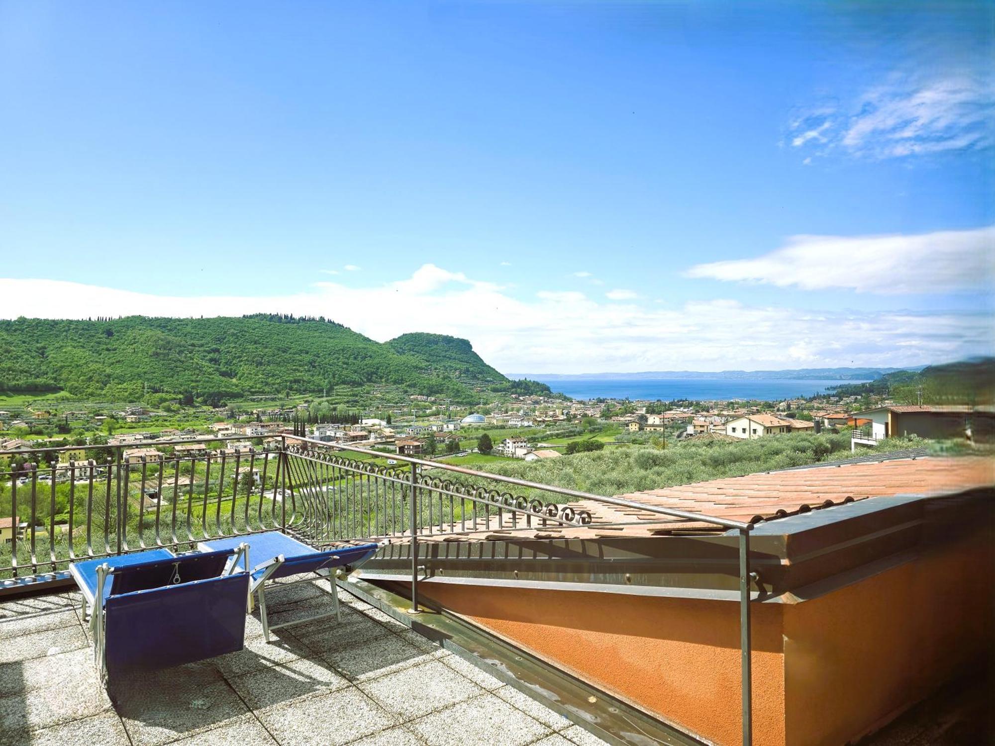 Relais Villa Olivi Костермано Номер фото